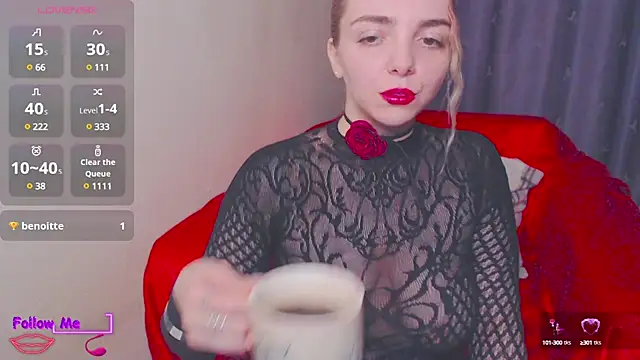 Snapshot of mia-joy chatting on February 15, 2025, 9:28 pm mia-joy online show from February 15, 2025, 9:28 pm