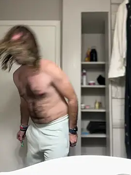 Snapshot of 4kUsh2Fashion0 chatting on December 21, 2024, 6:00 pm 4kUsh2Fashion0 online show from December 21, 2024, 6:00 pm