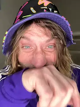 Snapshot of 4kUsh2Fashion0 chatting on February 3, 2025, 4:41 pm 4kUsh2Fashion0 online show from February 3, 2025, 4:41 pm