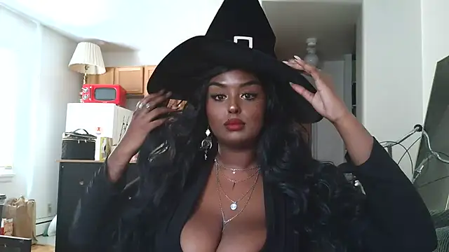 Snapshot of SiminFox chatting on October 29, 2025, 5:56 pm SiminFox online show from October 29, 2025, 5:56 pm