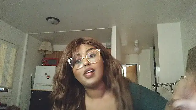 Snapshot of SiminFox chatting on October 24, 2025, 11:37 pm SiminFox online show from October 24, 2025, 11:37 pm