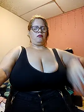 EllisW8 online show from March 12, 2025, 11:33 pm