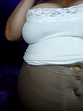 Snapshot of EllisW8 chatting on October 9, 2025, 10:38 am EllisW8 online show from October 9, 2025, 10:38 am