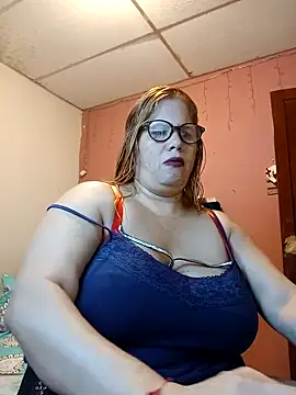EllisW8 online show from February 26, 2025, 3:43 pm