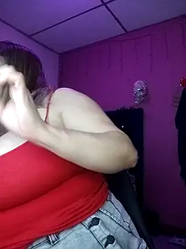 Snapshot of EllisW8 chatting on October 15, 2025, 10:45 am EllisW8 online show from October 15, 2025, 10:45 am