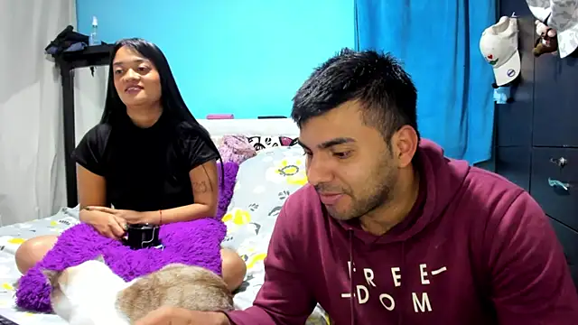 2ScarletandRyan8 online show from August 5, 2026, 9:03 am