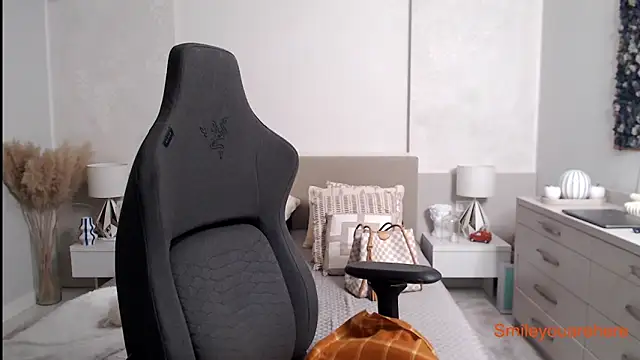 Snapshot of Smileyouarehere chatting on September 28, 2025, 3:13 am Smileyouarehere online show from September 28, 2025, 3:13 am