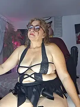 evelin hott online show from February 28, 2025, 1:05 am