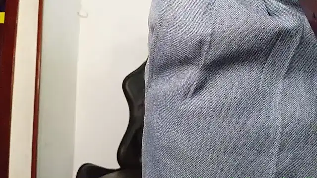 HomeAloneK online show from January 8, 2026, 7:53 pm