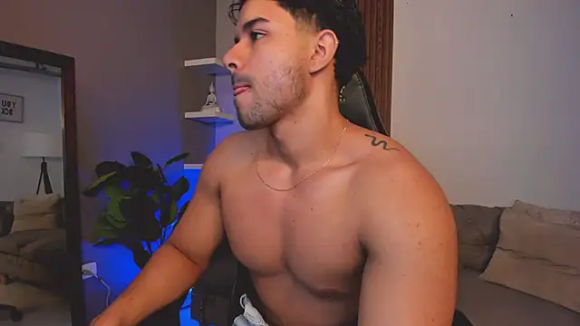 liam collins21 online show from March 14, 2026, 11:49 am