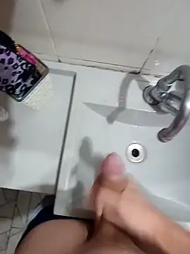 Snapshot of Brutao_ chatting on October 7, 2025, 11:00 am Brutao  online show from October 7, 2025, 11:00 am