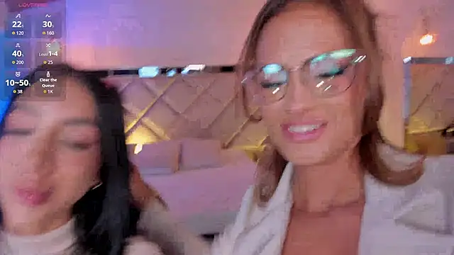 Snapshot of SofiaReyes1 chatting on October 11, 2025, 7:48 pm SofiaReyes1 online show from October 11, 2025, 7:48 pm