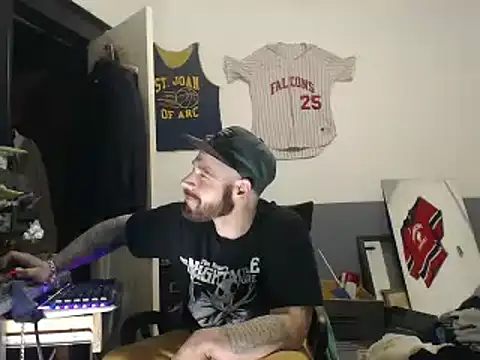 sledge901 online show from February 18, 2025, 4:26 am