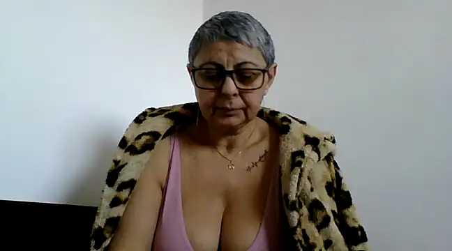 roseblak42 online show from February 22, 2025, 9:56 am