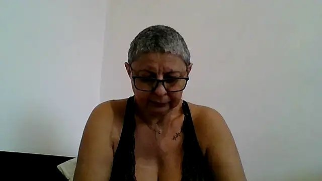 roseblak42 online show from November 30, 2025, 10:27 am