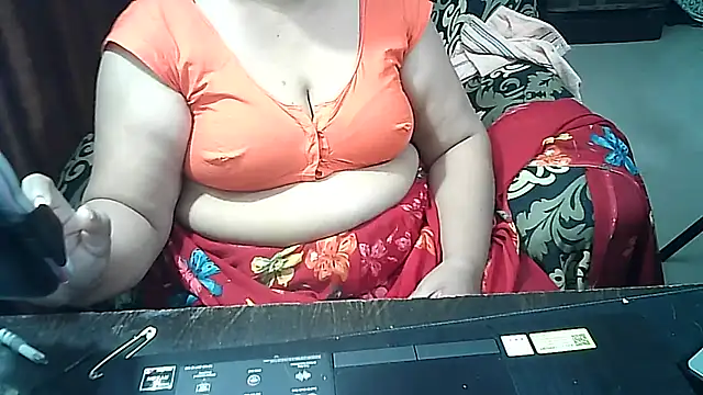 Punambhabisexy online show from November 12, 2025, 11:41 pm