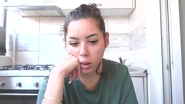 Snapshot of LovelyJulliette chatting on November 2, 2025, 9:25 am LovelyJulliette online show from November 2, 2025, 9:25 am