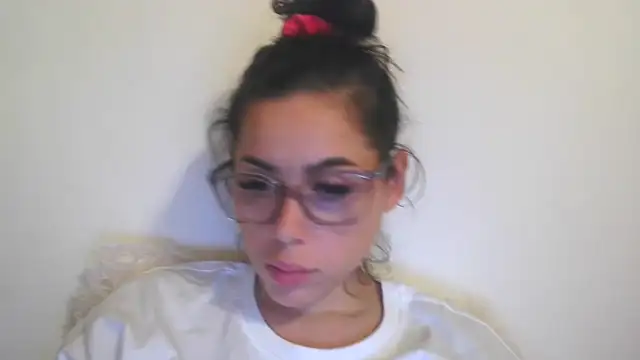 Snapshot of LovelyJulliette chatting on October 15, 2025, 12:09 am LovelyJulliette online show from October 15, 2025, 12:09 am