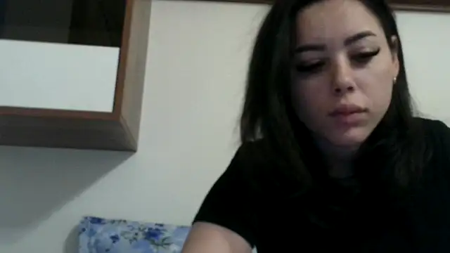 LovelyJulliette online show from January 12, 2026, 10:33 am