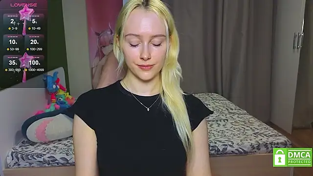 CaseyLabow online show from February 11, 2026, 4:23 am