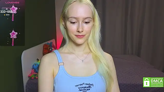 CaseyLabow online show from December 2, 2025, 2:56 am