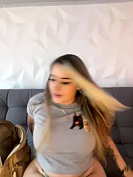 natashasweet online show from September 28, 2025, 10:17 pm