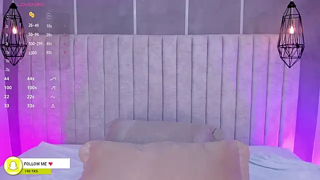 Snapshot of lea_gray chatting on October 10, 2025, 6:42 pm lea gray online show from October 10, 2025, 6:42 pm