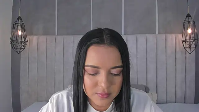 Snapshot of lea_gray chatting on March 10, 2025, 7:29 pm lea gray online show from March 10, 2025, 7:29 pm