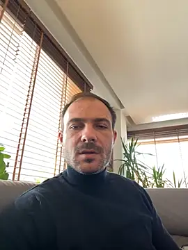 Snapshot of Adventurehotman chatting on October 22, 2025, 12:37 pm Adventurehotman online show from October 22, 2025, 12:37 pm