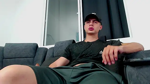 Snapshot of Stiven_CL chatting on October 2, 2025, 3:10 am Stiven CL online show from October 2, 2025, 3:10 am