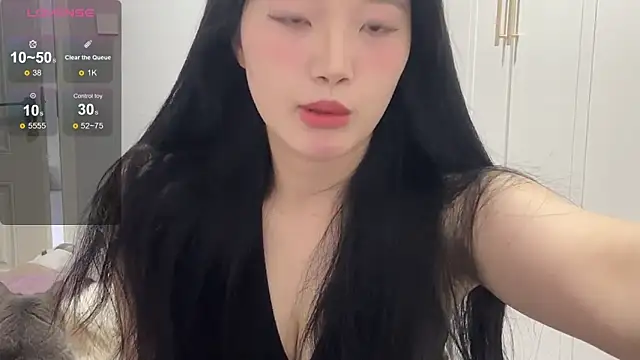 rose-u online show from October 25, 2025, 1:27 am