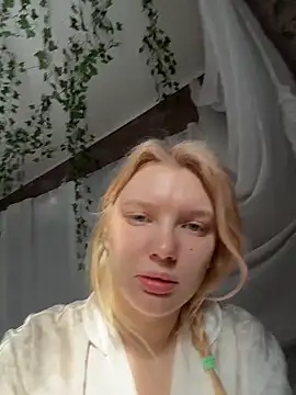 AmmyHot online show from February 27, 2026, 4:34 am