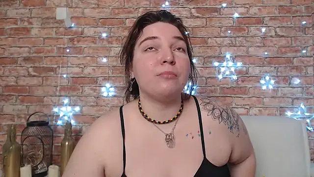 Snapshot of Amelia_Kiss_ chatting on March 19, 2025, 12:48 am Amelia Kiss  online show from March 19, 2025, 12:48 am