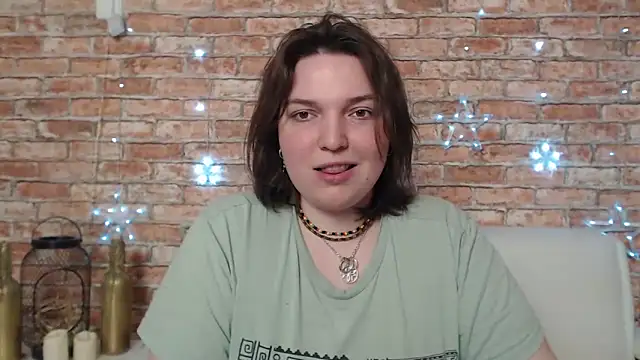 Snapshot of Amelia_Kiss_ chatting on February 27, 2025, 4:02 am Amelia Kiss  online show from February 27, 2025, 4:02 am