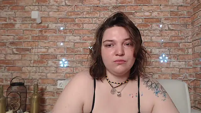 Snapshot of Amelia_Kiss_ chatting on March 14, 2025, 12:43 am Amelia Kiss  online show from March 14, 2025, 12:43 am