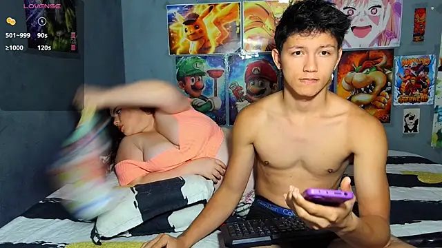 javiandkaty  online show from October 31, 2025, 5:15 am