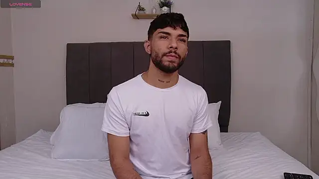 Alex BigDickkk online show from February 3, 2026, 11:59 am
