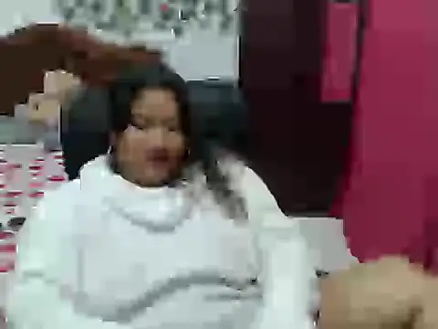 EmilyLove1014 online show from January 10, 2025, 4:44 am