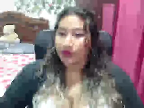 EmilyLove1014 online show from January 8, 2025, 2:57 am