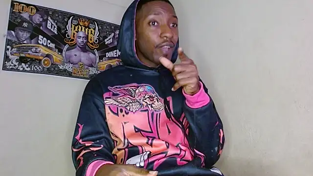 Snapshot of king__Black chatting on October 3, 2025, 9:33 am king  Black online show from October 3, 2025, 9:33 am