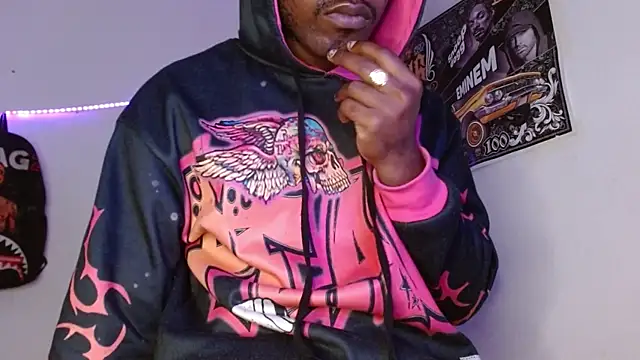 king  Black online show from April 9, 2026, 12:44 pm