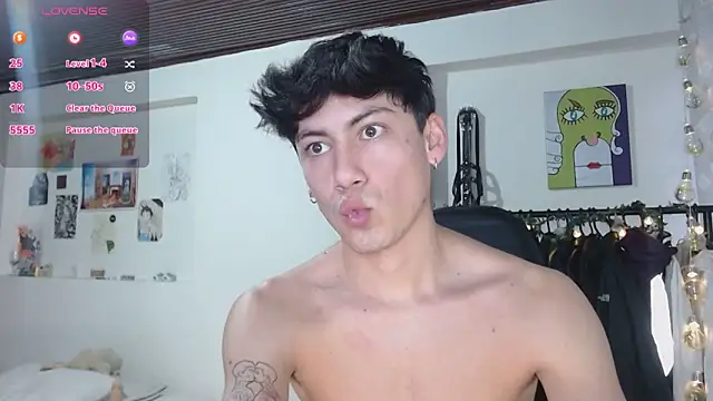 Amahd696 online show from November 12, 2025, 10:24 pm