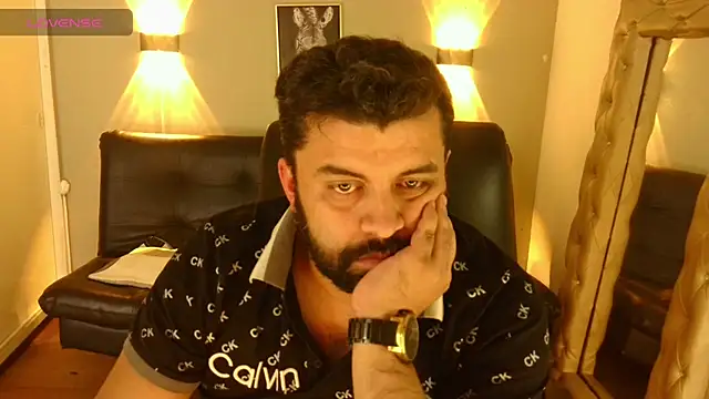 Santi Ruiz2 online show from March 10, 2025, 1:56 am