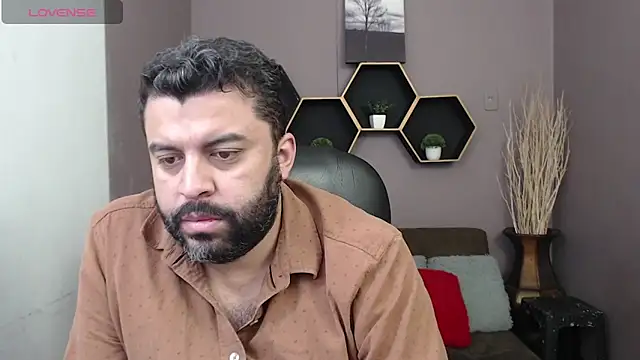 Santi Ruiz2 online show from March 3, 2025, 1:01 pm