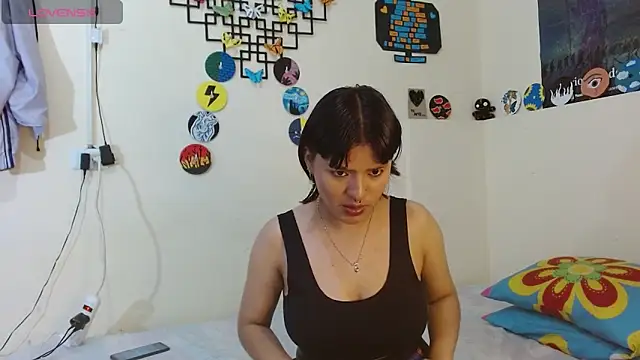 Scarlettyummy online show from January 14, 2025, 3:11 am