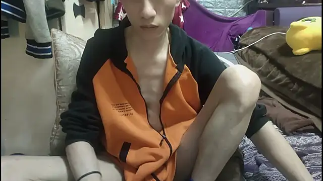 JJjing online show from February 6, 2026, 8:49 pm