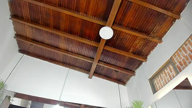 emily-fox online show from September 23, 2025, 11:06 am