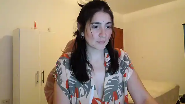 samantha s69 online show from December 4, 2024, 11:08 pm