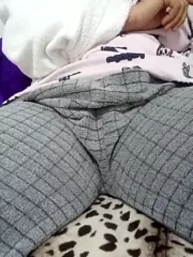 Bombamom online show from March 5, 2026, 9:50 am