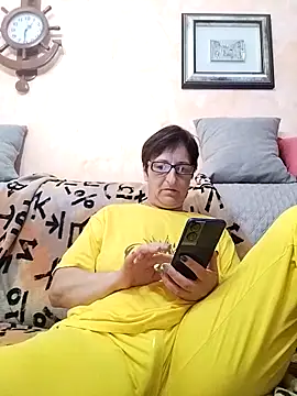 Snapshot of passione503 chatting on October 14, 2025, 11:33 am passione503 online show from October 14, 2025, 11:33 am